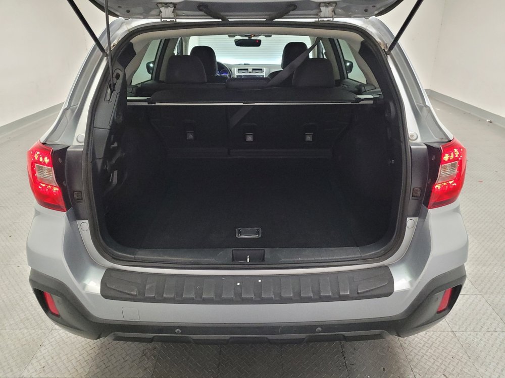 Used 2018 Subaru Outback 2.5i Limited AWD/4WD image 29