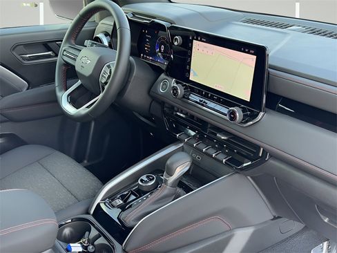 Used 2024 Chevrolet Colorado Z71 w/ Advanced Trailering Package image 6