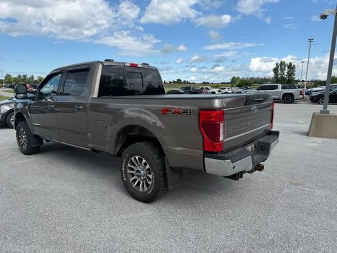 Used 2021 Ford F250 Lariat w/ Lariat Ultimate Package AWD/4WD image 3