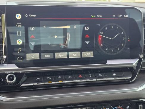Used 2022 GMC Sierra 1500 SLT w/ SLT Premium Plus Package AWD/4WD image 11