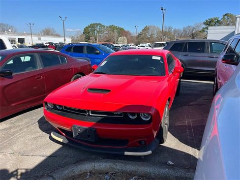 Used 2022 Dodge Challenger GT w/ Performance Handling Group image 6