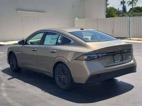 New 2026 Nissan Sentra SV w/ SV Convenience Package FWD image 5