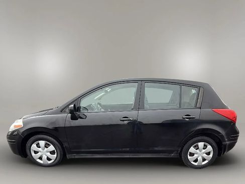 Used 2011 Nissan Versa 1.8 S w/ PWR Plus Pkg image 2