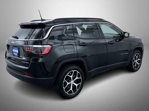 Used 2024 Jeep Compass Limited image 5