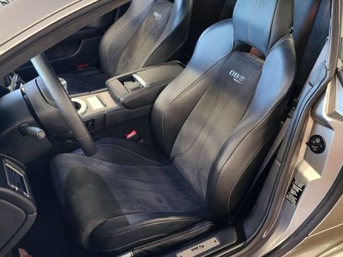 Used 2009 Aston Martin DBS Coupe RWD image 27