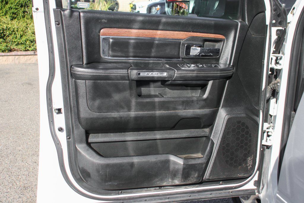 Used 2018 RAM 3500 Laramie AWD/4WD image 16