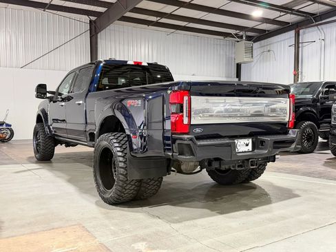Used 2025 Ford F450 Platinum w/ Platinum Plus Package image 7