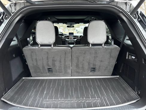 Used 2020 Ford Explorer ST w/ Premium Technology Package image 20