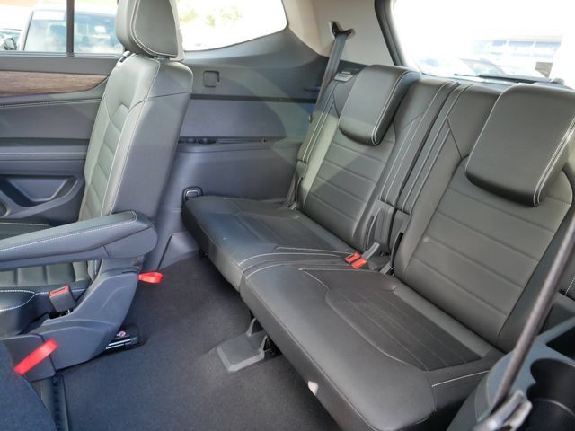 Certified 2025 Volkswagen Atlas SEL AWD/4WD image 18