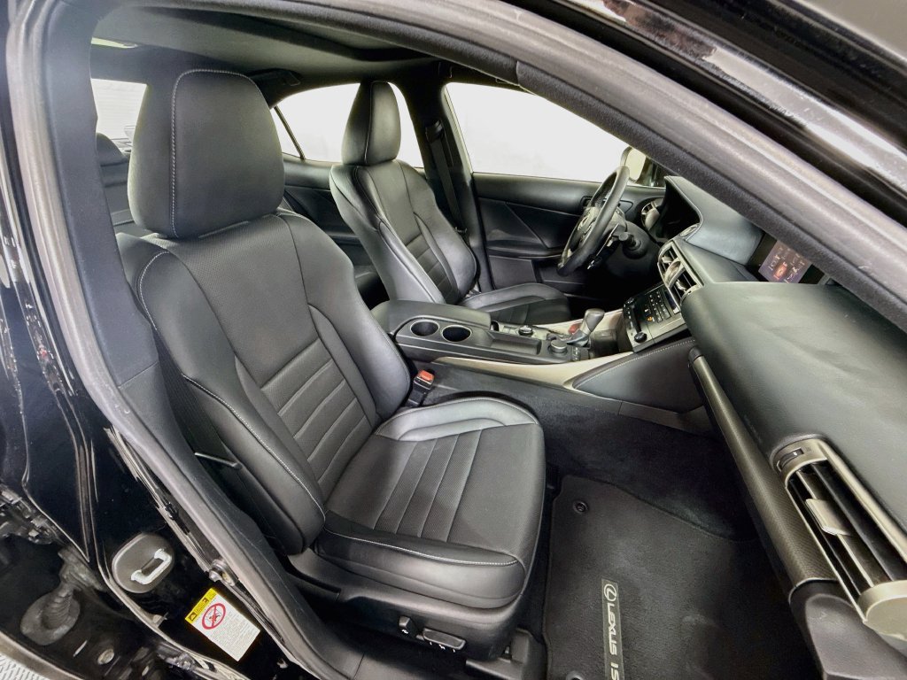 Used 2014 Lexus IS 250 w/ F-Sport Package RWD image 28