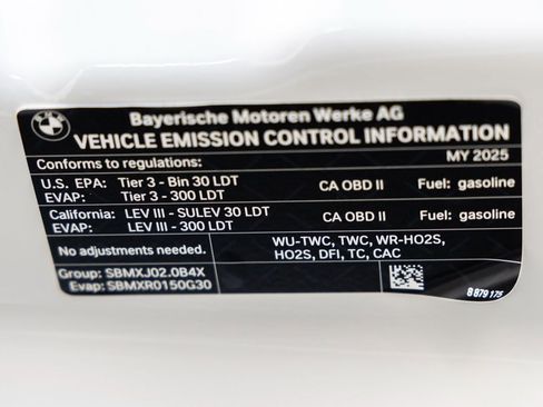 Certified 2025 BMW X4 xDrive30i image 34