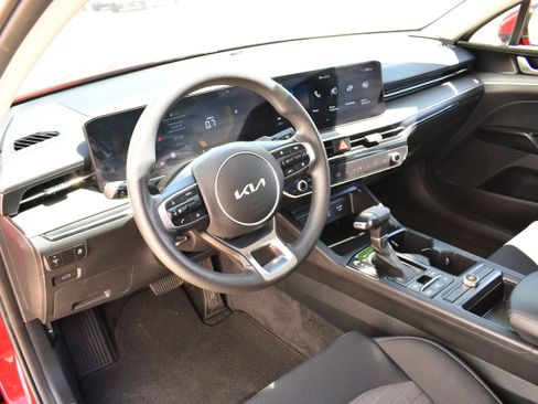 Used 2025 Kia K5 LXS FWD image 12