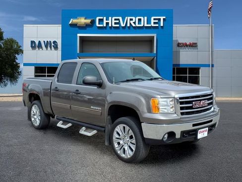 Used 2012 GMC Sierra 1500 SLE w/ Power Tech Package AWD/4WD image 1