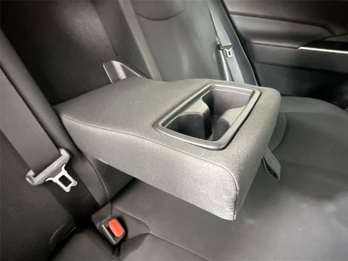 Certified 2022 Toyota RAV4 LE FWD image 37