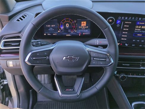 Certified 2025 Chevrolet Traverse Z71 w/ Driver Confidence Package image 13