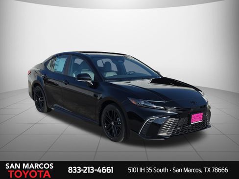 New 2026 Toyota Camry SE FWD image 3