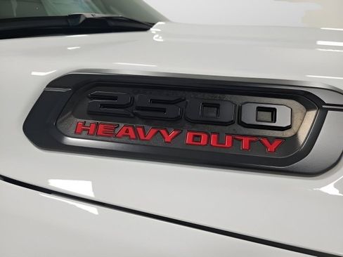 Used 2022 RAM 2500 Big Horn w/ Night Edition AWD/4WD image 12