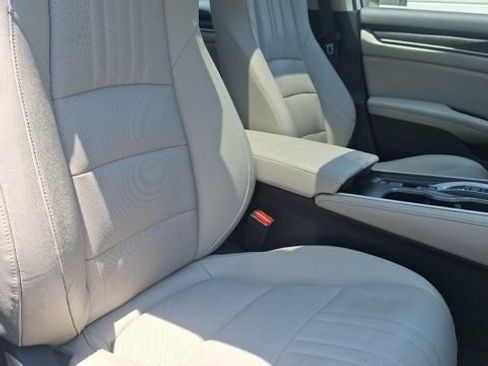 Used 2020 Honda Accord Touring image 21