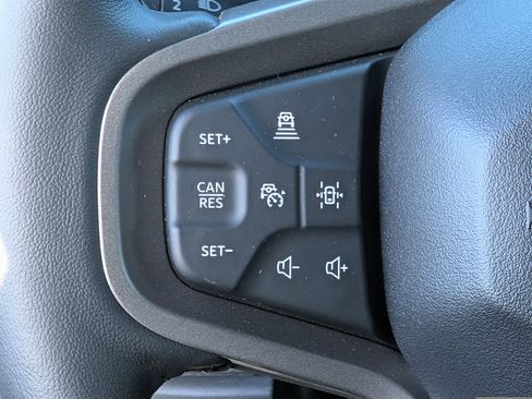 New 2025 Ford Bronco Badlands image 14