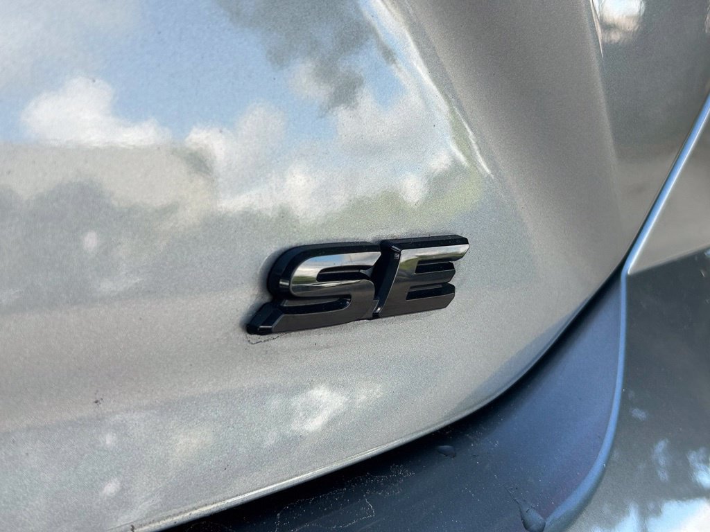 Used 2025 Toyota Camry SE FWD image 36