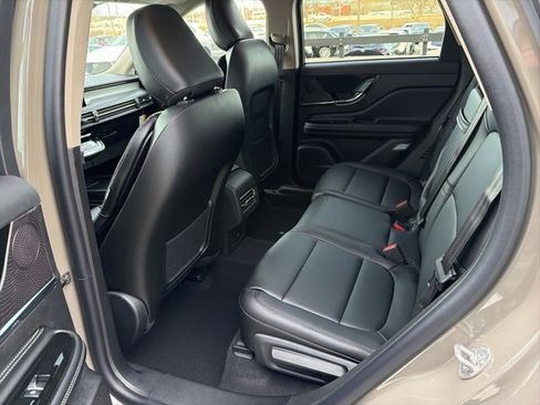 New 2026 Lincoln Corsair Premiere image 7