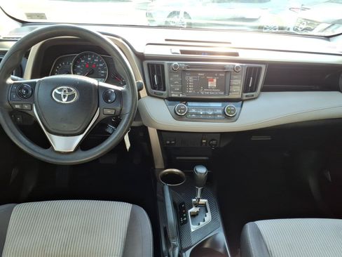 Used 2015 Toyota RAV4 XLE AWD/4WD image 7