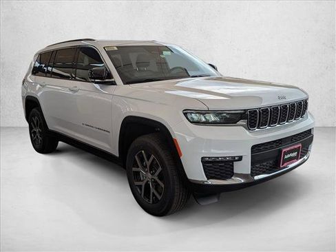 New 2025 Jeep Grand Cherokee L Limited image 6