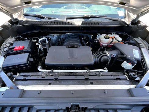 Used 2020 Chevrolet Silverado 1500 Custom w/ Custom Value Package RWD image 32