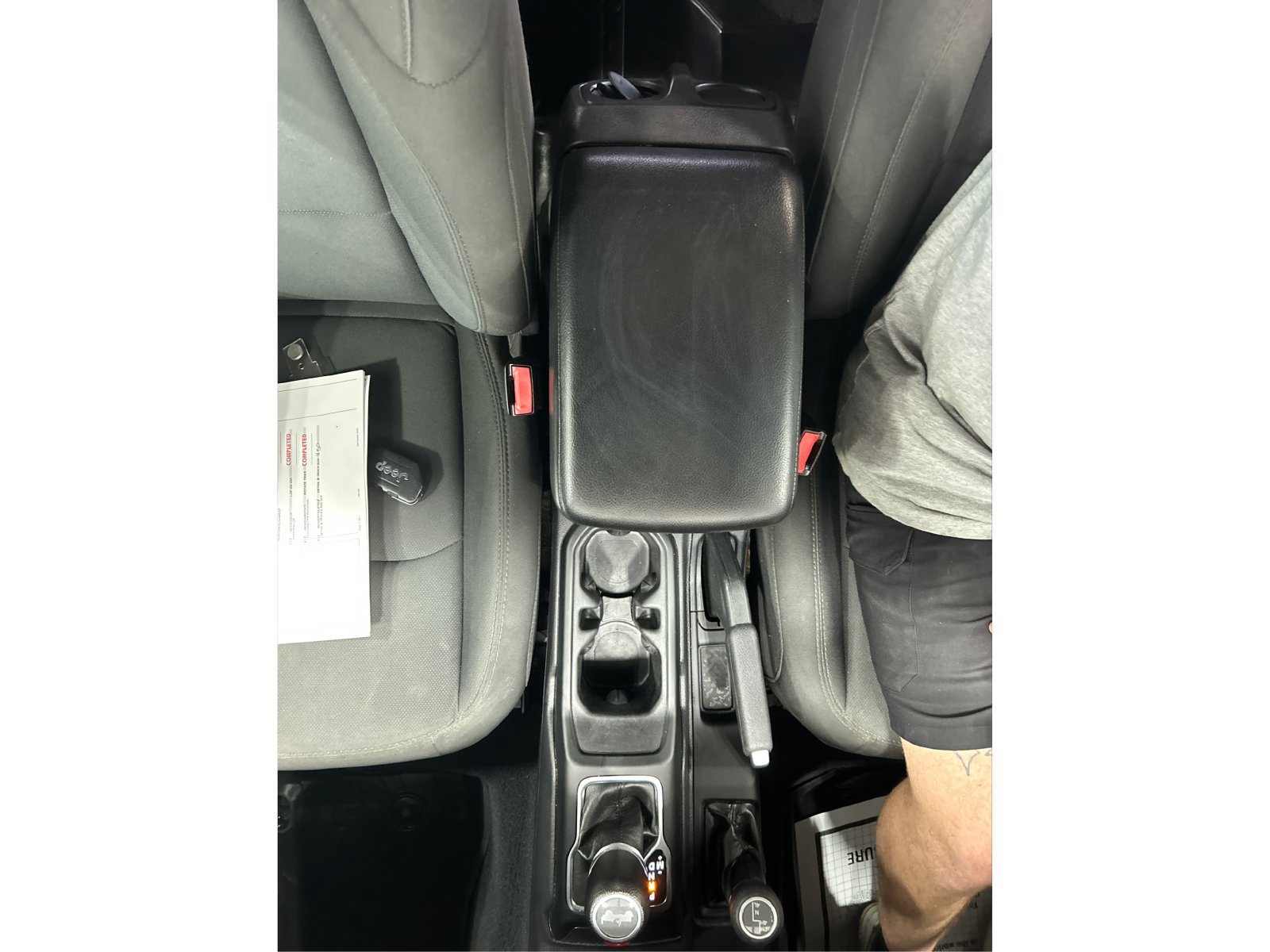Used 2022 Jeep Wrangler Unlimited Sport AWD/4WD image 14