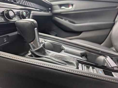 Used 2023 Honda Accord Touring image 19