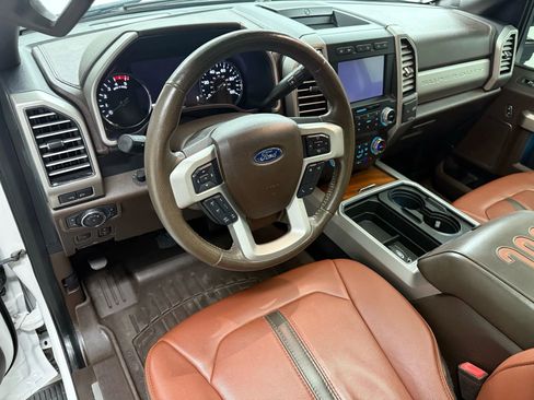 Used 2019 Ford F250 King Ranch w/ King Ranch Ultimate Package image 10