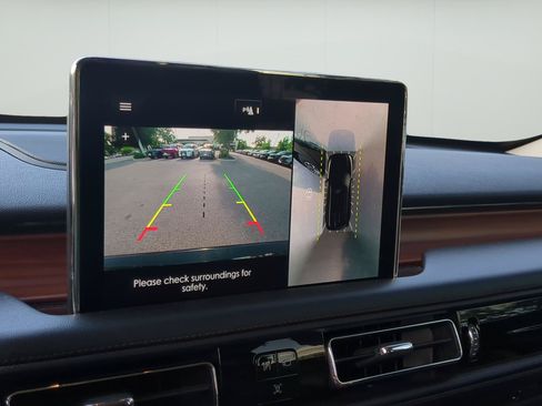 Used 2023 Lincoln Aviator Grand Touring w/ Equipment Group 301A AWD/4WD image 15