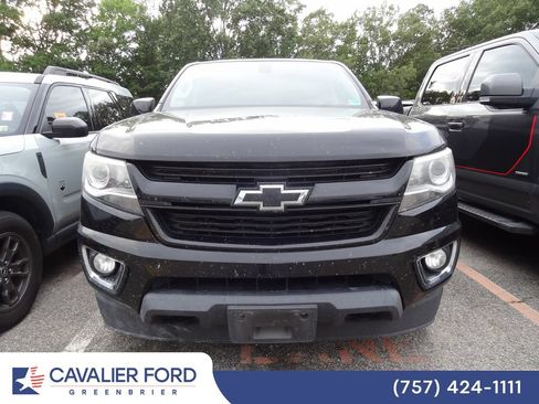 Used 2019 Chevrolet Colorado Z71 w/ Z71 Midnight Edition AWD/4WD image 2