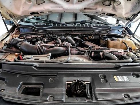 Used 2018 Ford F350 XL w/ Ambulance Prep Package image 7