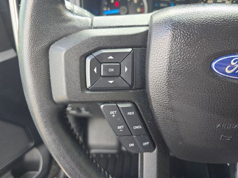 Used 2017 Ford F150 XLT w/ Equipment Group 302A Luxury image 15