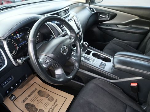 Used 2020 Nissan Murano SV image 12