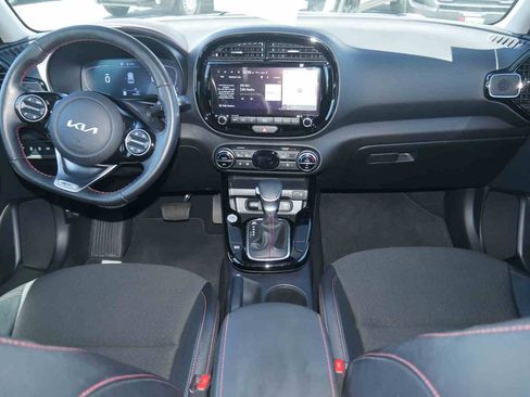 Used 2024 Kia Soul GT-Line FWD image 5