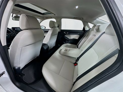 Certified 2024 Honda Civic EX image 4