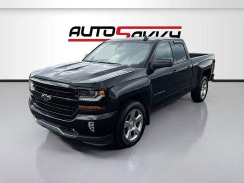 Used 2018 Chevrolet Silverado 1500 LT AWD/4WD image 3
