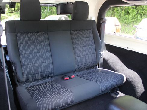 Used 2011 Jeep Wrangler Rubicon w/ Dual Top Group AWD/4WD image 24
