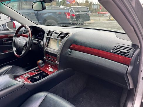 Used 2008 Lexus LS 460 L image 30