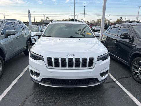 Used 2021 Jeep Cherokee Limited image 12
