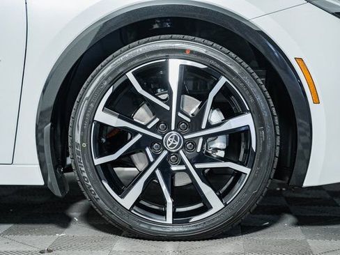 New 2026 Toyota Prius Plug-In Hybrid FWD image 18