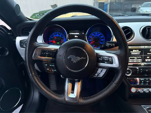 Used 2015 Ford Mustang Premium RWD image 17
