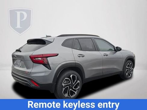 New 2026 Chevrolet Trax RS w/ Sunroof Package image 5