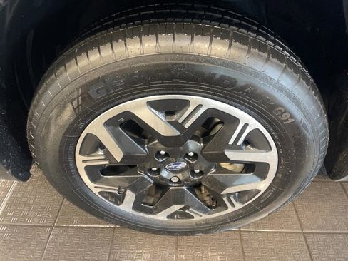 Used 2025 Subaru Forester image 5