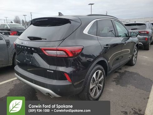Used 2025 Ford Escape Platinum image 13