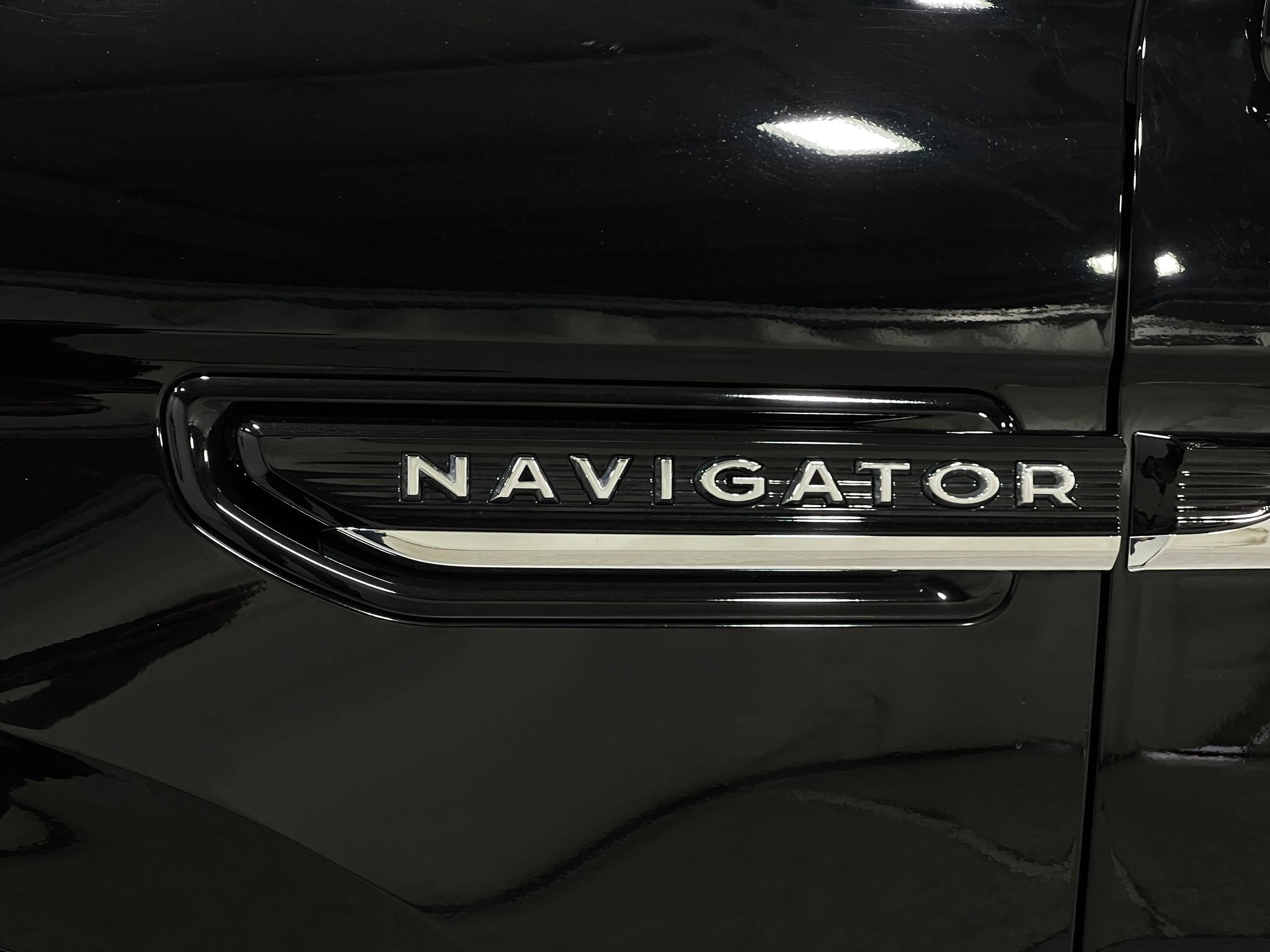 Used 2023 Lincoln Navigator L Reserve AWD/4WD image 40