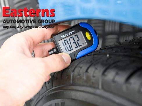 Used 2021 Toyota Prius Prime XLE w/ Carpet Mat Package (TMS) image 26