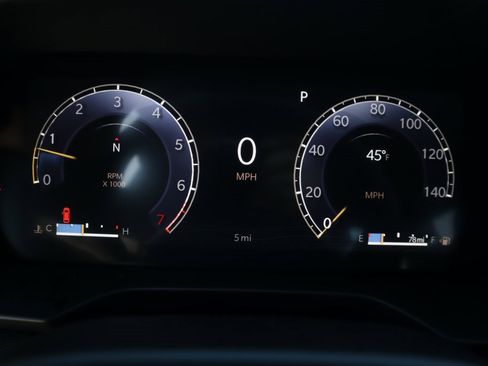 New 2025 Jeep Grand Cherokee L Laredo image 4